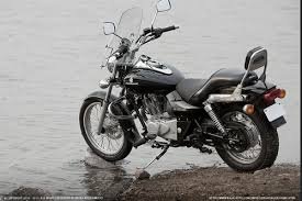 Bajaj Avenger 220 DTS-i (2014)
