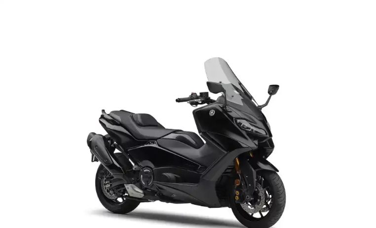 Yamaha Black Max