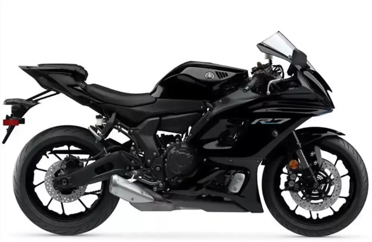 Yamaha R7
