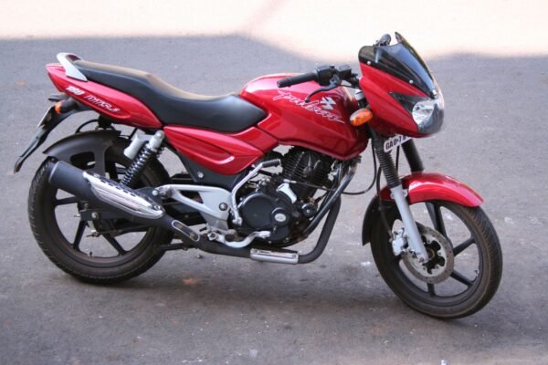 Bajaj Pulsar 150 DTS-i (2010)