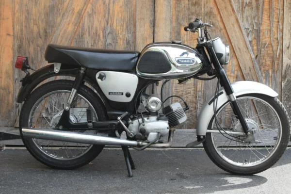 Yamaha YG1