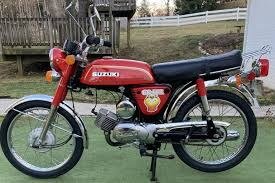 Suzuki A100