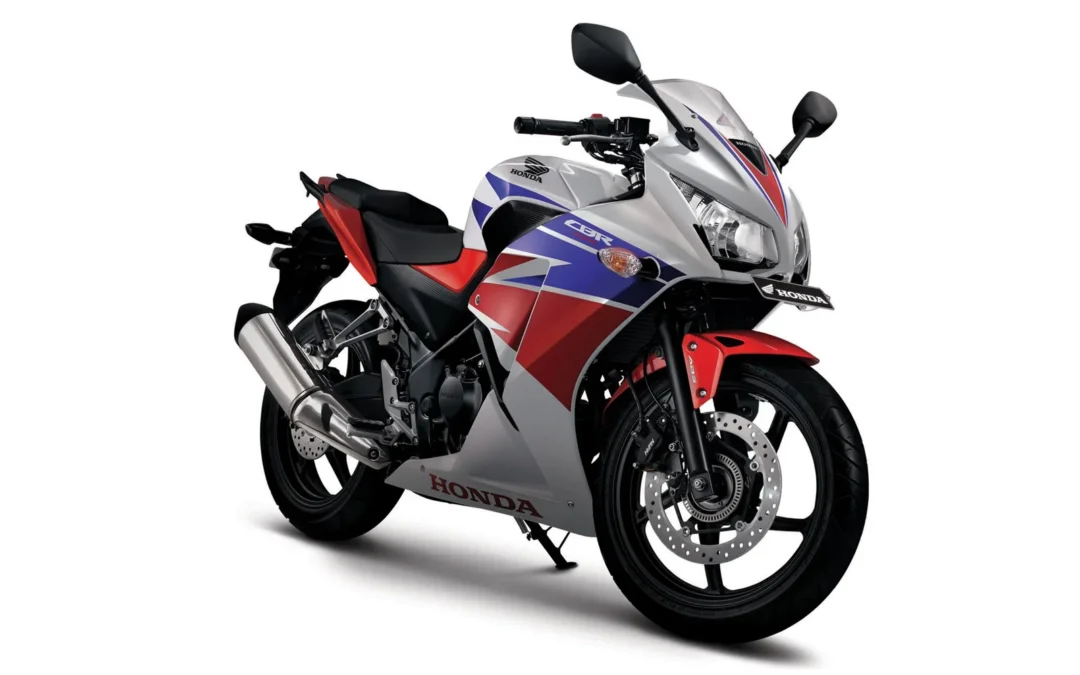Honda CBR250R (2015)