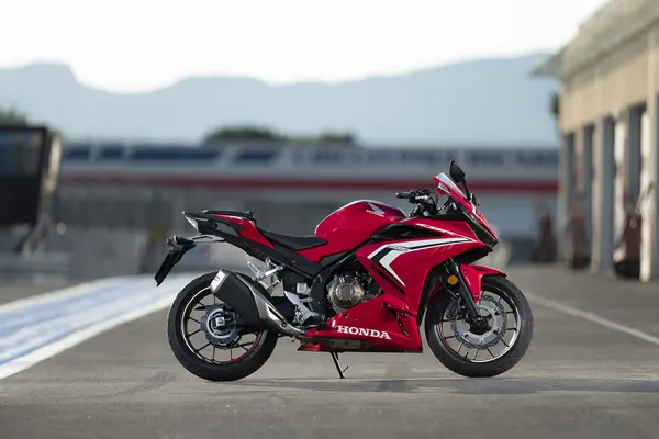Honda CBR500R (2020)