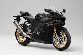 Honda CBR1000RR-R Fireblade (2022)