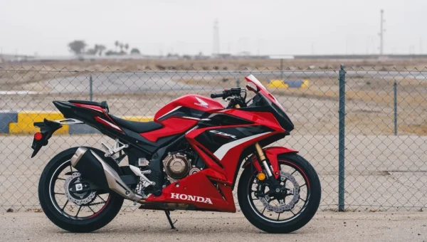 Honda CBR500R (2022)