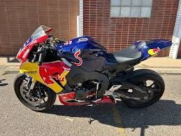 Honda CBR1000RR (2023)