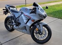 Honda CBR600RR (2025)