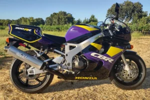 Honda CBR 900 RR Fireblade (1994)