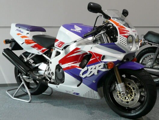 Honda CBR 900 RR (1992)