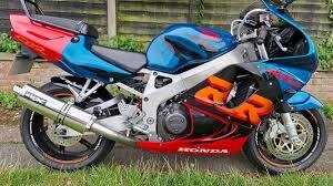 Honda CBR 900 RR Fireblade (2000)