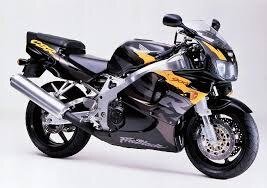 Honda CBR 900 RR Fireblade 1996